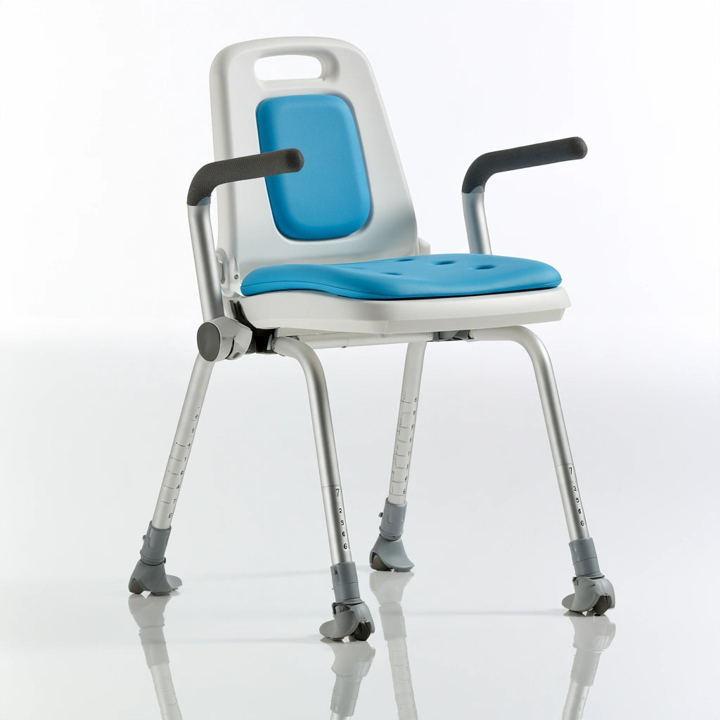 Chaise de douche réglable avec dossier aux lignes épurées, coloris bleu et blanc et gris